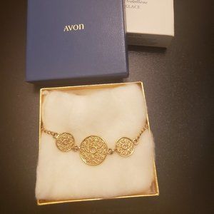 2pc Lot Avon Vintage Necklace/Jewelry
